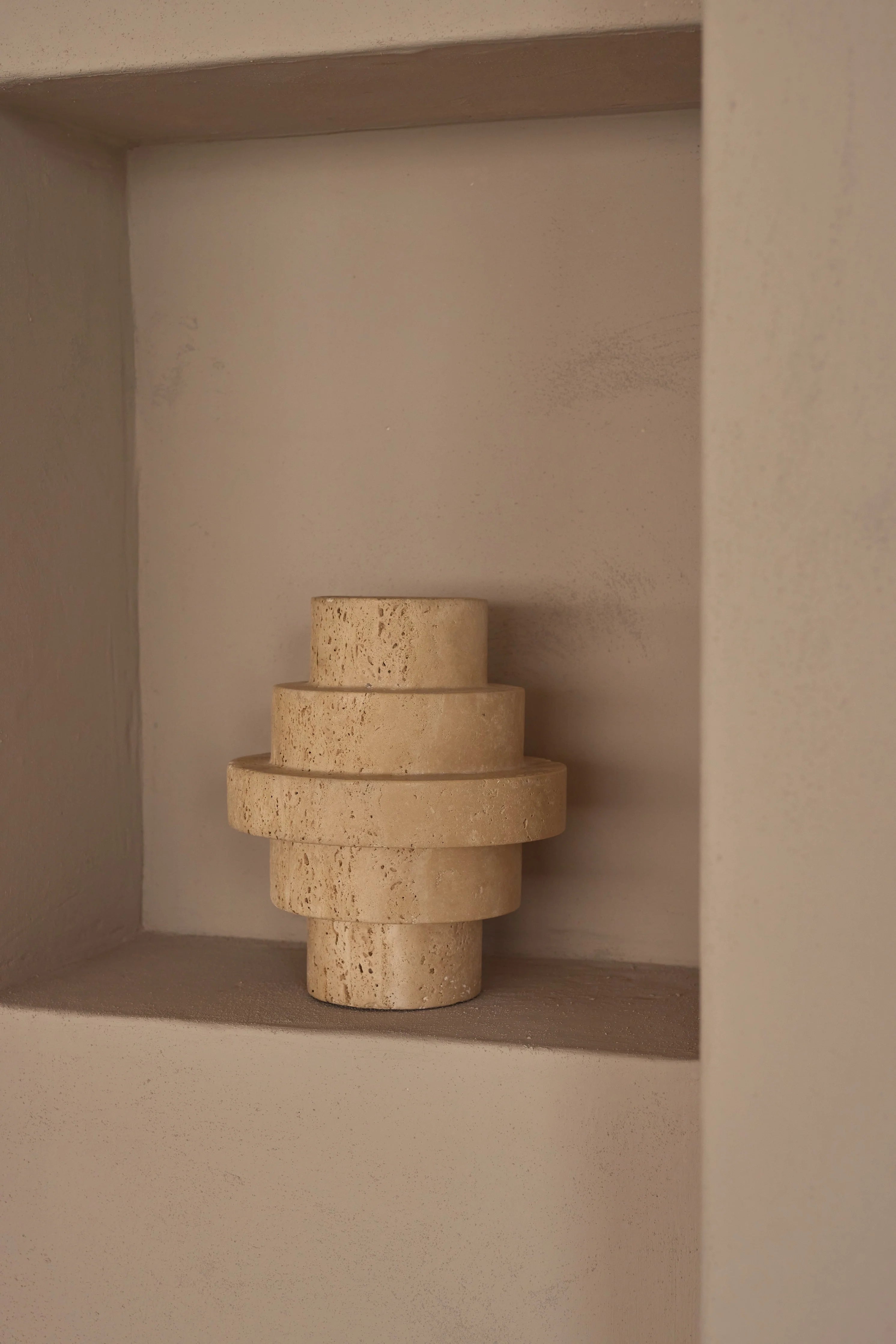 Agano Vase Travertin M Ø20x23 cm