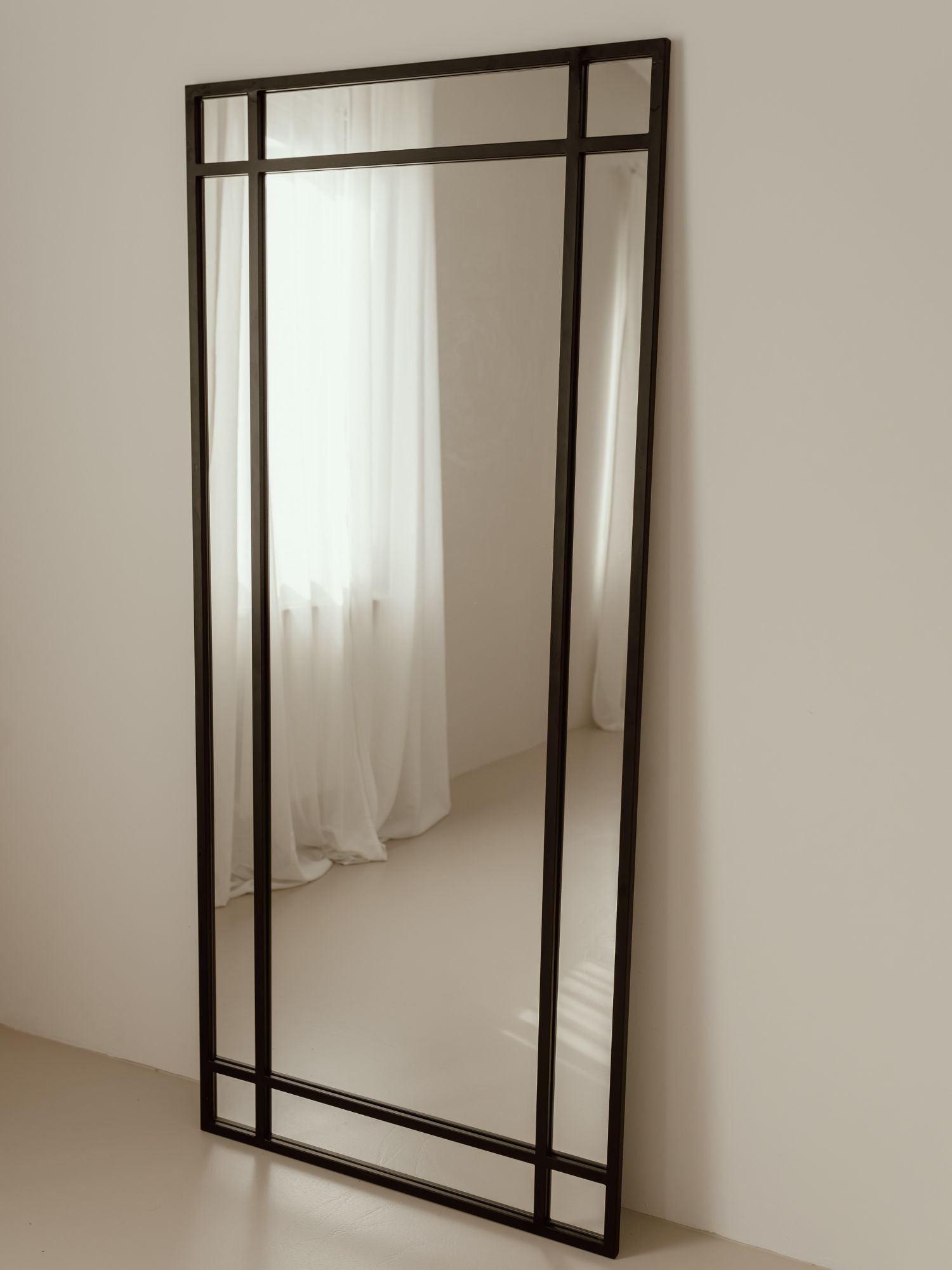 Stor Fritstående Rudespejl 180x80 Sort