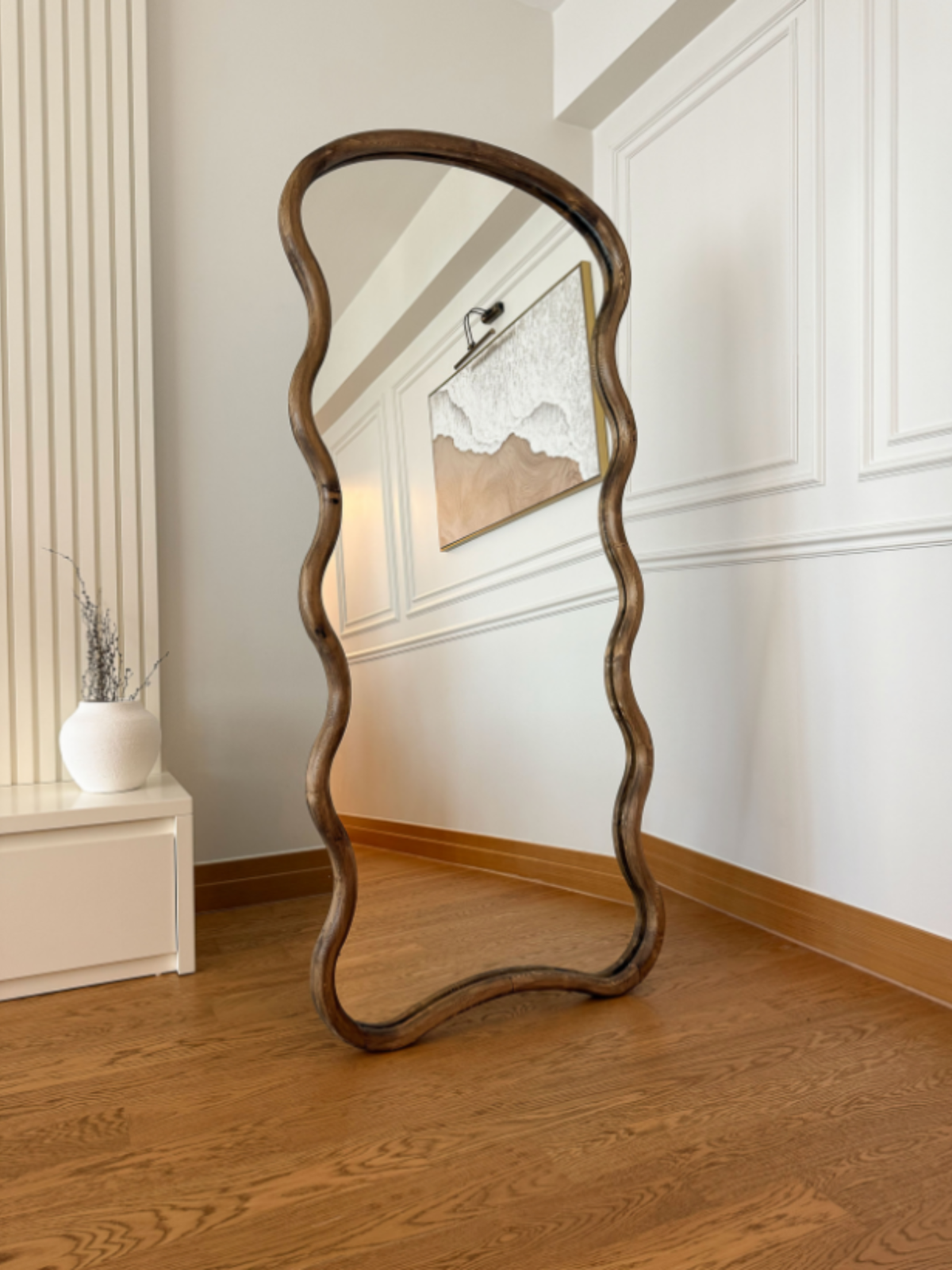 Loréa – Organisk Bølget Træspejl 180x80 cm (2)