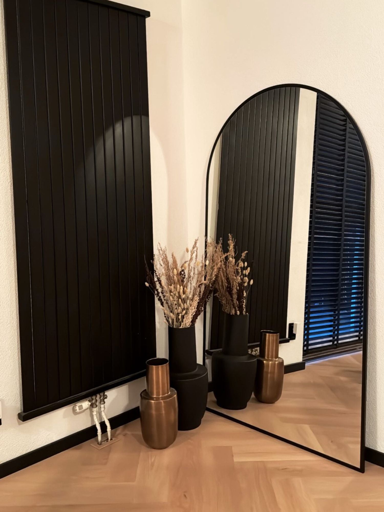 Stor Fritstående Ovalt Spejl 180x100 Sort