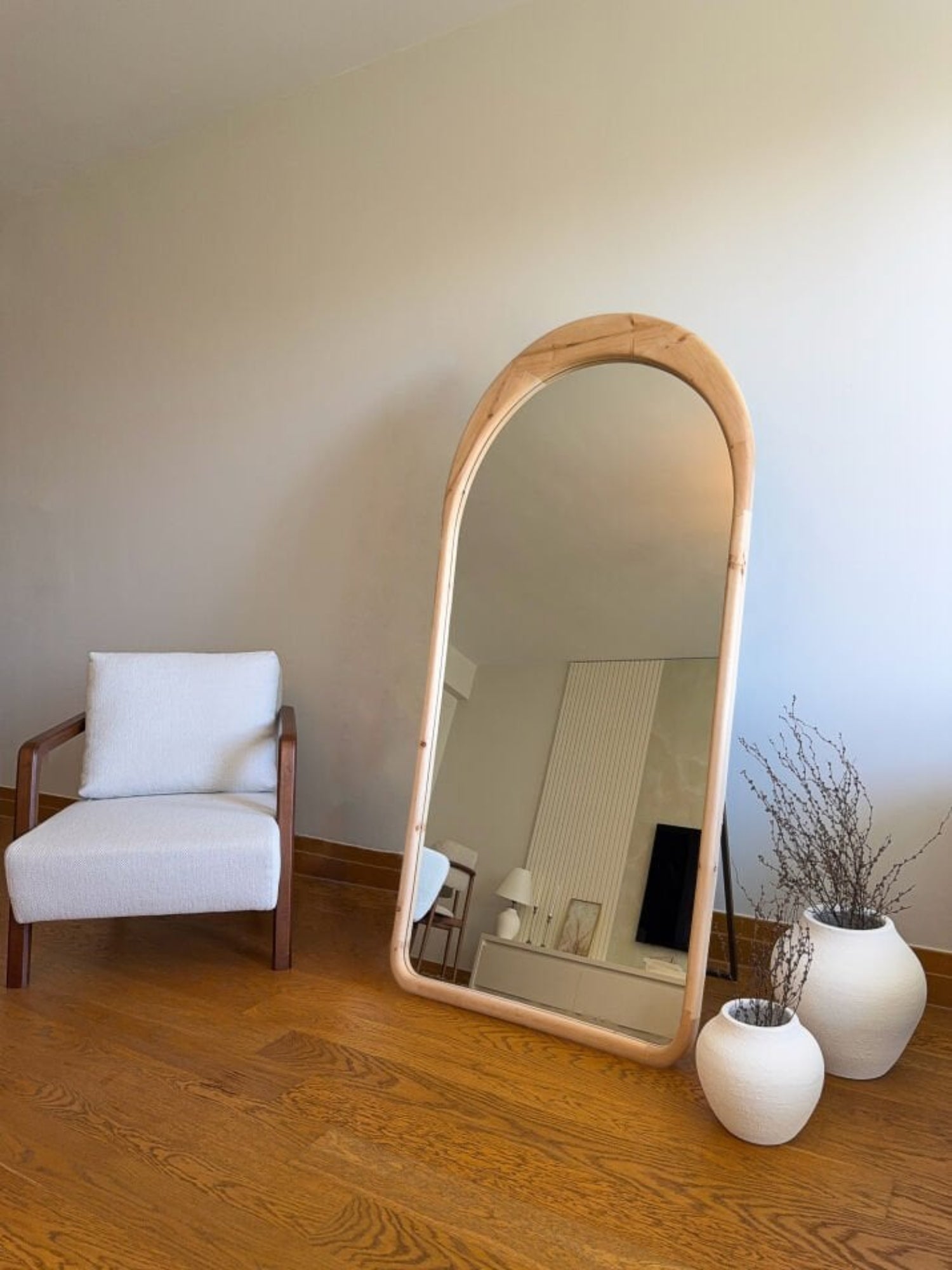 Lina – Oval Spejl med Træramme 180x80 cm